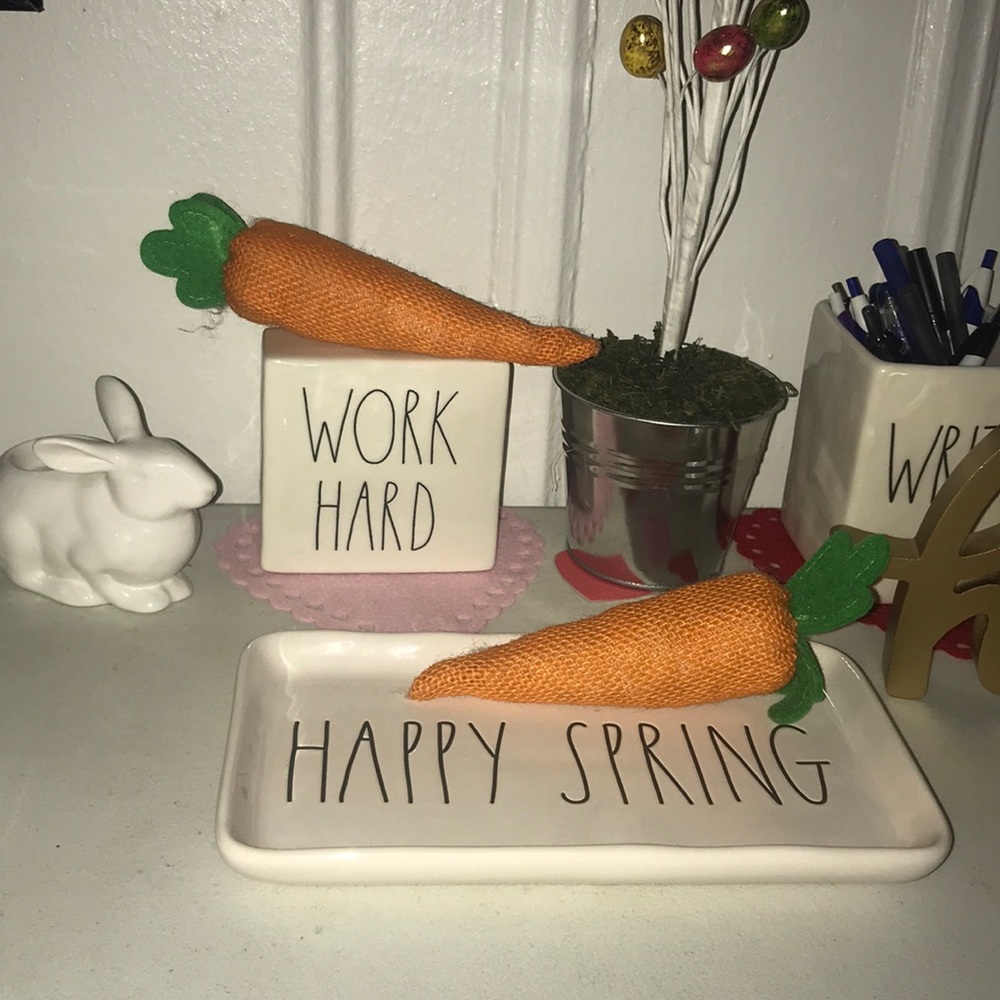 Happy Spring Tray